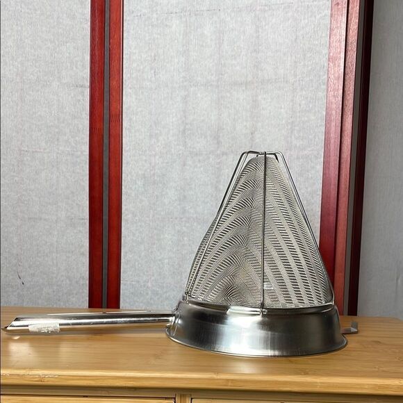 Stainless Silver Steel Commercial Grade Mesh Kitchen Strainer - Picture 1 of 7